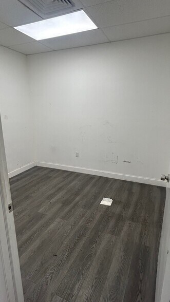 More Photos Of 6326 NW 72nd Ave, Miami Warehouse For Lease