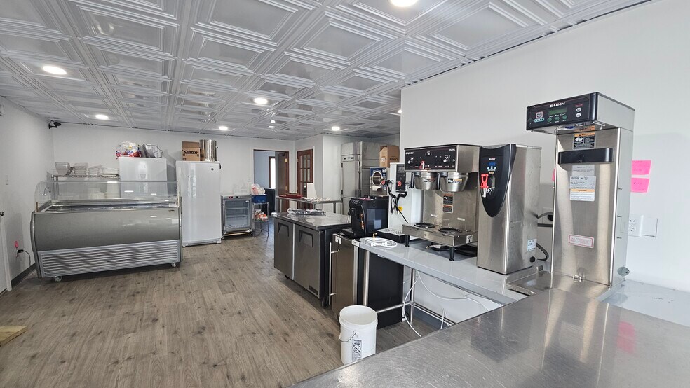 More Photos Of 101 N Broadway, Pennsville Freestanding For Sale
