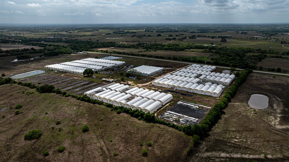 More Photos Of 8637 W US Highway 90, Schulenburg Land For Sale