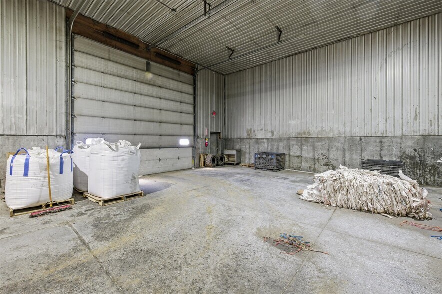 More Photos Of 24104 755th Ave, Albert Lea Warehouse For Sale