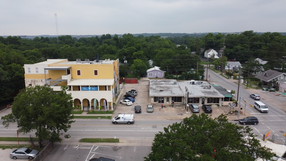 More Photos Of 1901 E Cesar Chavez St, Austin Loft Creative Space For Lease