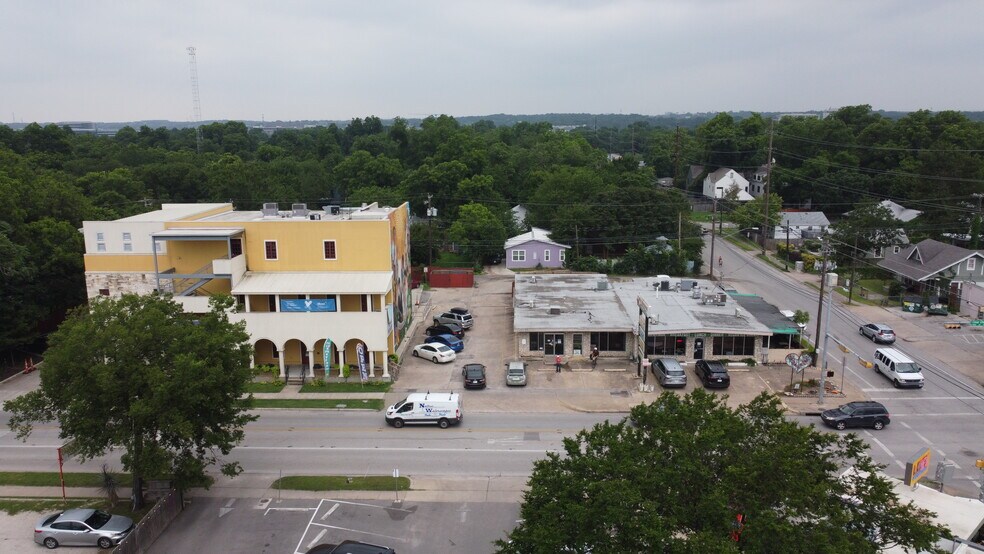 More Photos Of 1901 E Cesar Chavez St, Austin Loft Creative Space For Lease