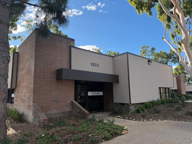 Primary Photo Of 1881-1893 Knoll Dr, Ventura Office For Sale