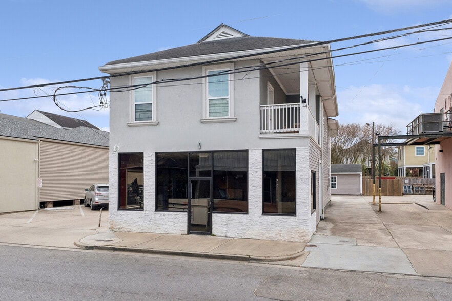 More Photos Of 8228 Oak St, New Orleans Office For Sale
