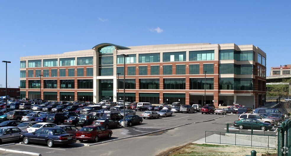 More Photos Of 1220 12th St SE, Washington Office For Lease