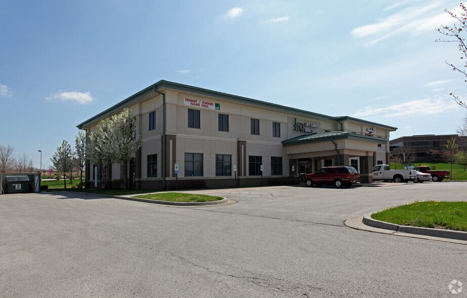 Primary Photo Of 100 NE Missouri Rd, Lee's Summit Medical For Lease