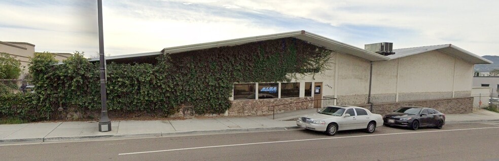 Primary Photo Of 10809 Prospect Ave, Santee Service For Lease