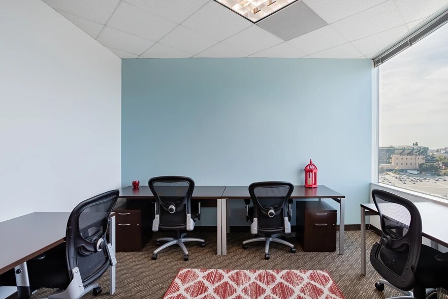 More Photos Of 2400 E Katella Ave, Anaheim Office For Lease