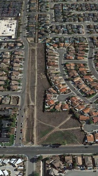 More Photos Of SEC S Cawston Ave & W Thornton Ave, Hemet Land For Sale