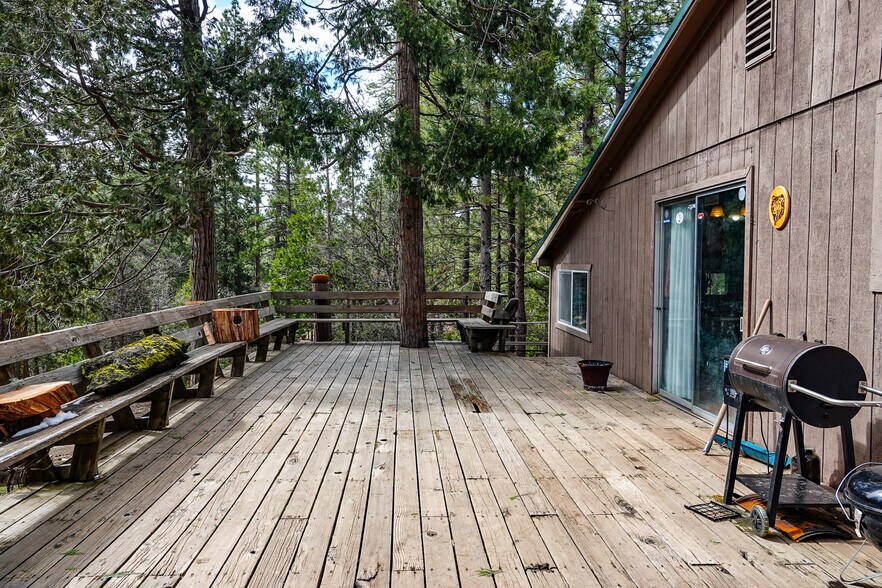 More Photos Of 6409 Kangaroo Creek Rd, Gazelle Land For Sale