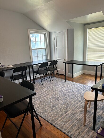 More Photos Of 516 Buchanan Dr, Burnet Medical For Lease