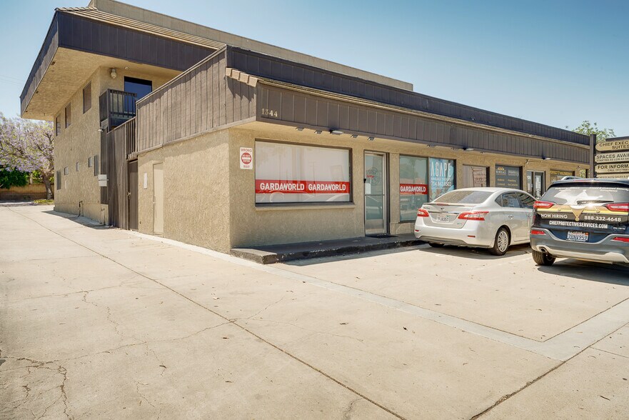 More Photos Of 1344 W 6th St, Corona Office For Sale