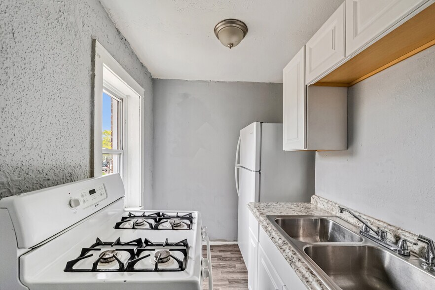 More Photos Of 2214 W Hopkins St, Milwaukee Apartments For Sale