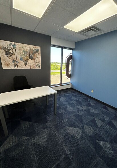 More Photos Of 801 W Cherry St, Sunbury Medical For Lease