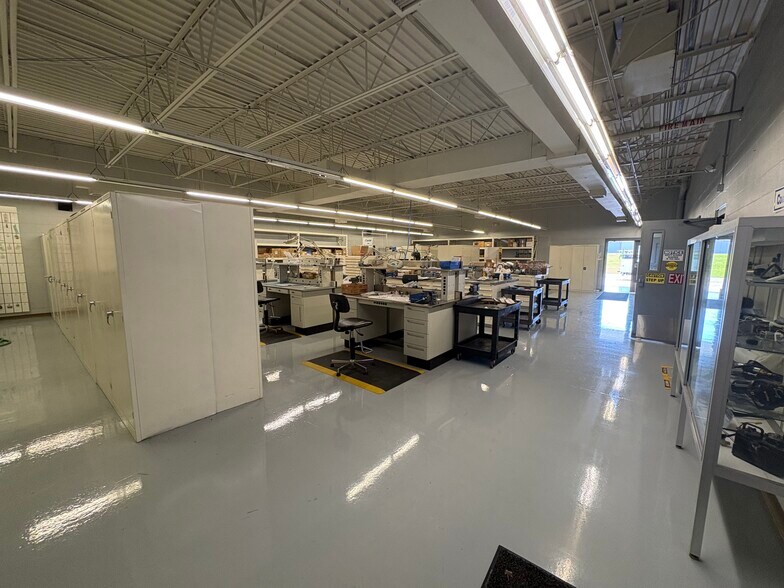 More Photos Of 101 E Industrial Blvd, Logansport Manufacturing For Sale