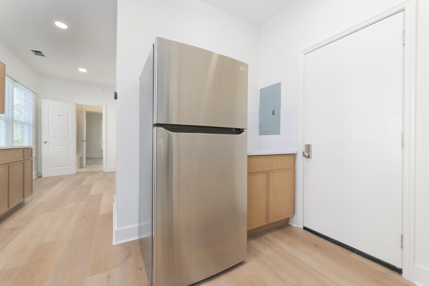 More Photos Of 1628 Walnut St, Jacksonville Multifamily For Sale