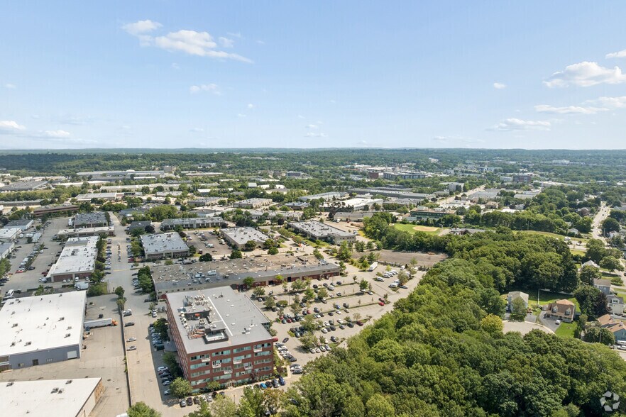 More Photos Of 12 Gill St, Woburn Office For Lease