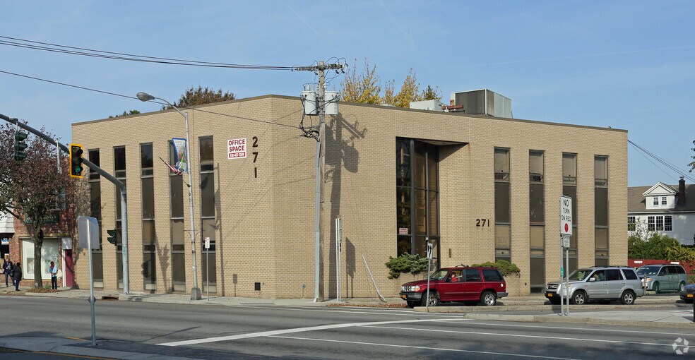 More Photos Of 271 Jericho Tpke, Floral Park Office For Lease