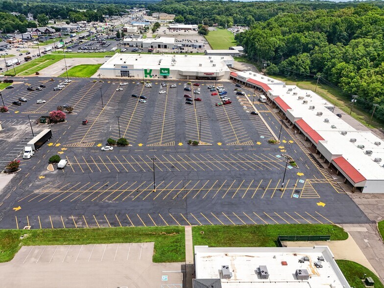 More Photos Of 2480 US Highway 41 N, Henderson Unknown For Lease