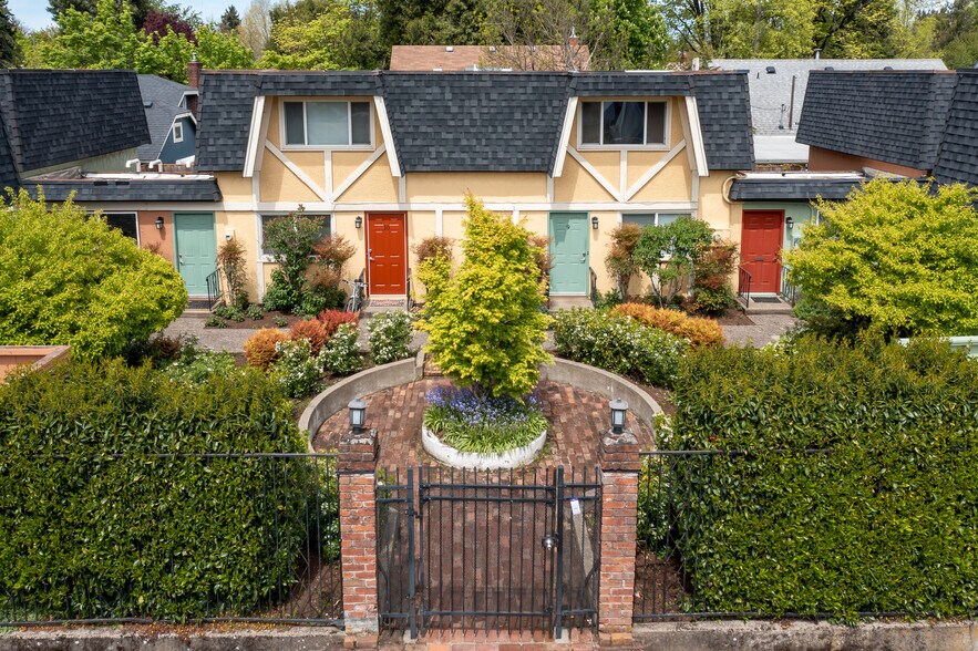 More Photos Of 540 Polk St, Eugene Apartments For Sale