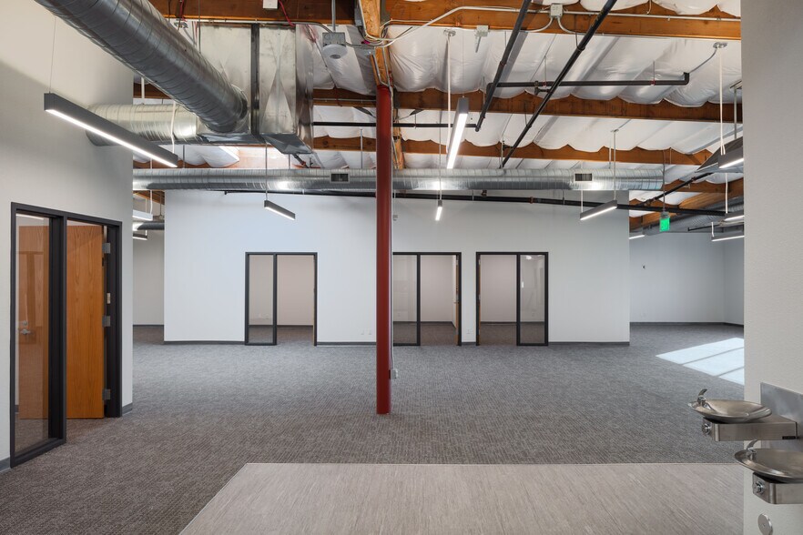 More Photos Of 2651 La Mirada Dr, Vista Light Manufacturing For Lease