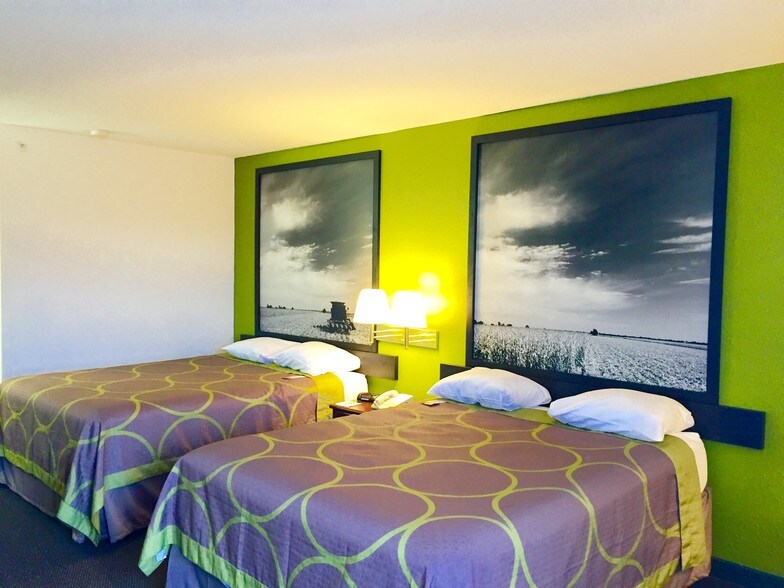 More Photos Of 34085 Commerce Dr, De Soto Hotel For Sale