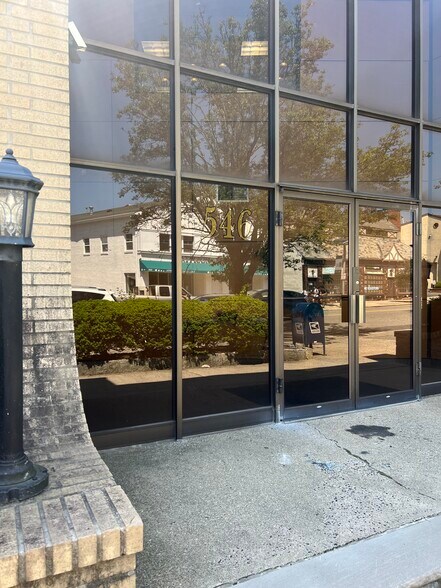 More Photos Of 546 Valley Rd, Upper Montclair Medical For Lease