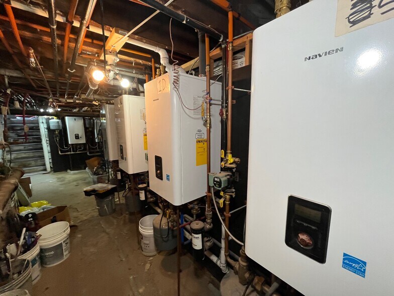 More Photos Of 4-6 John St, Waterbury Apartments For Sale