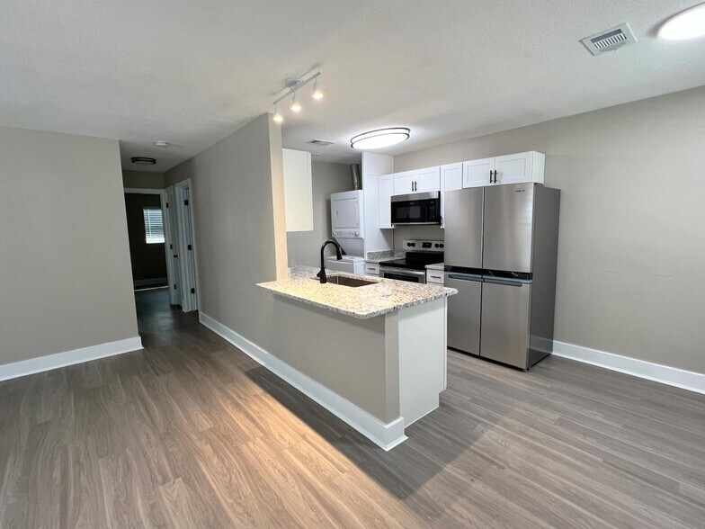 More Photos Of , Clearwater Multifamily For Sale