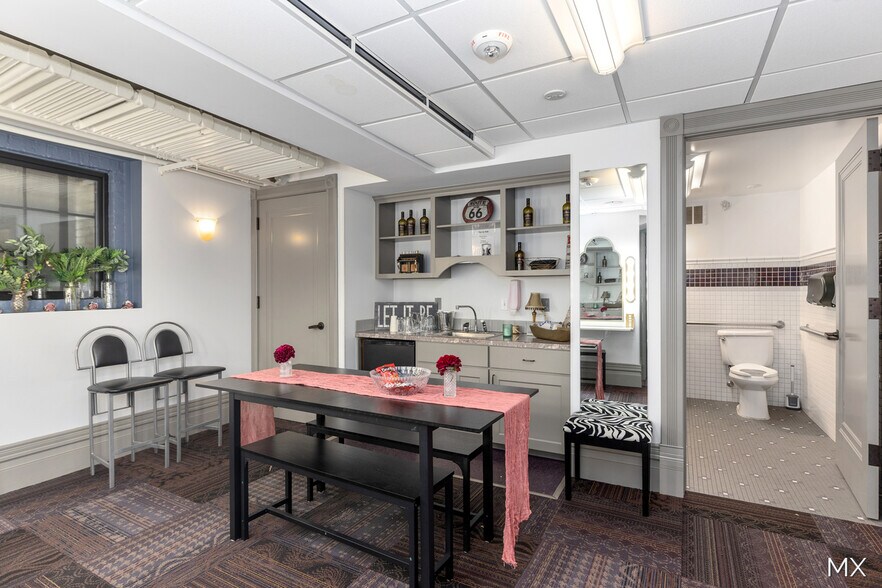 More Photos Of 61 Sheldon Blvd SE, Grand Rapids Loft Creative Space For Sale
