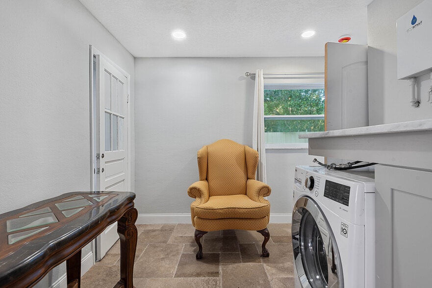 More Photos Of 5062 N Ocean Shore Blvd, Palm Coast Restaurant For Sale