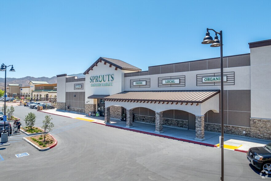 Primary Photo Of NEC Sand Cyn Rd & Soledad Cyn Rd, Santa Clarita Storefront For Lease