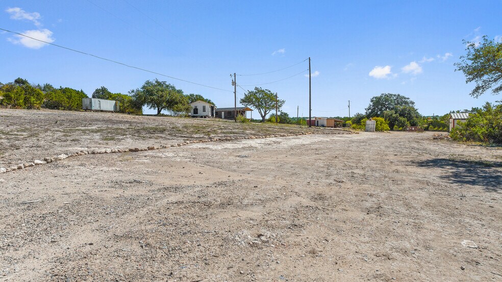 More Photos Of 8662 US 281 hwy, Blanco Land For Sale