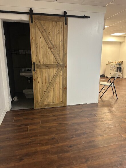 More Photos Of 530 E 3rd St, Hobart Storefront For Sale