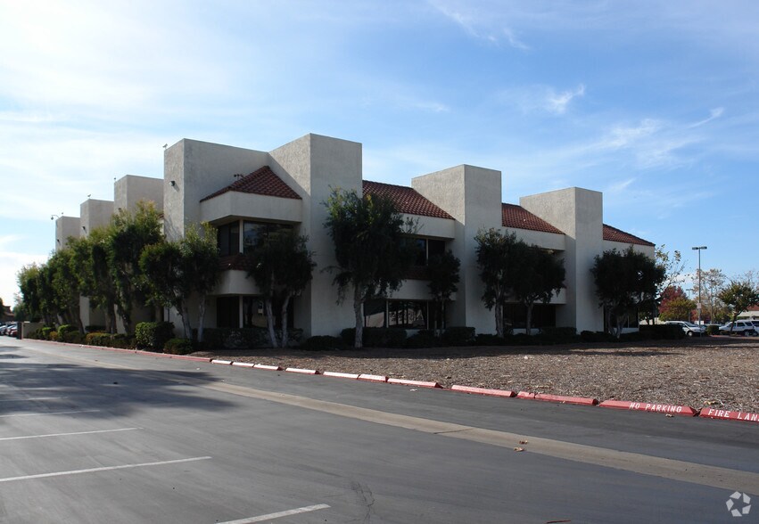 More Photos Of 10737 Camino Ruiz, San Diego Medical For Lease