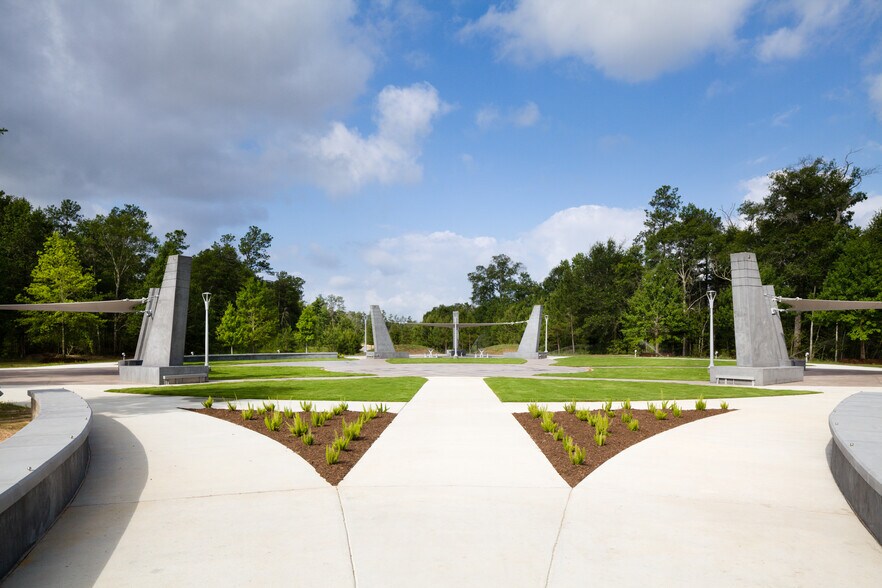 More Photos Of 0 Deison Park Dr, Conroe Land For Sale