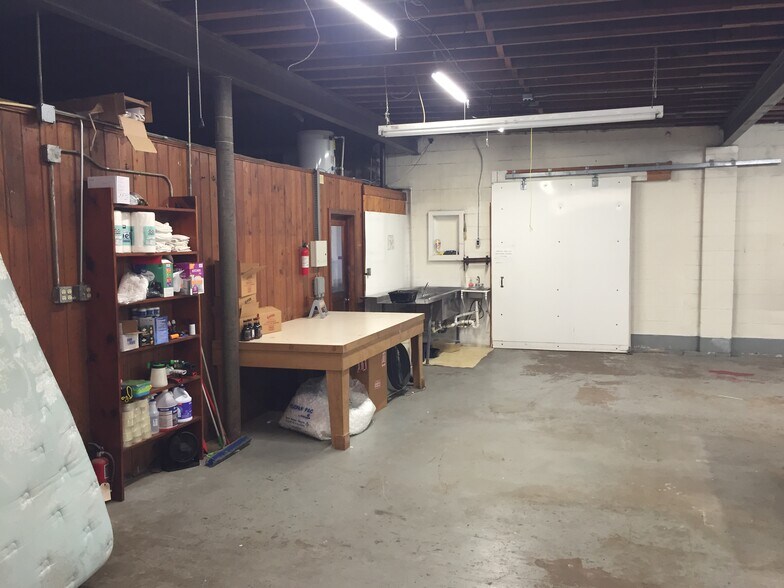 More Photos Of 238 E Washington St, Starke Distribution For Sale