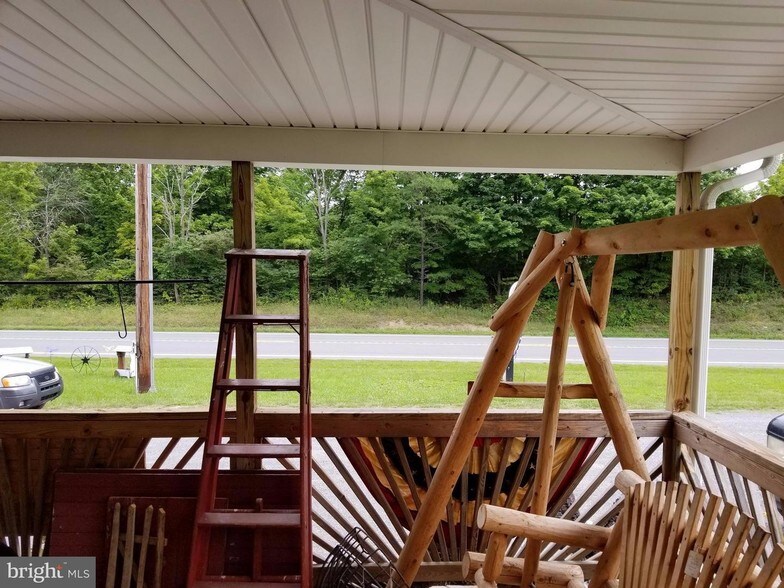 More Photos Of 7440 Valley Rd, Berkeley Springs General Retail For Lease