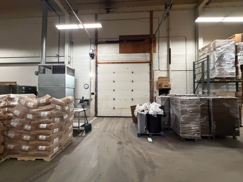 More Photos Of 1999 Mount Read Blvd, Rochester Manufacturing For Lease