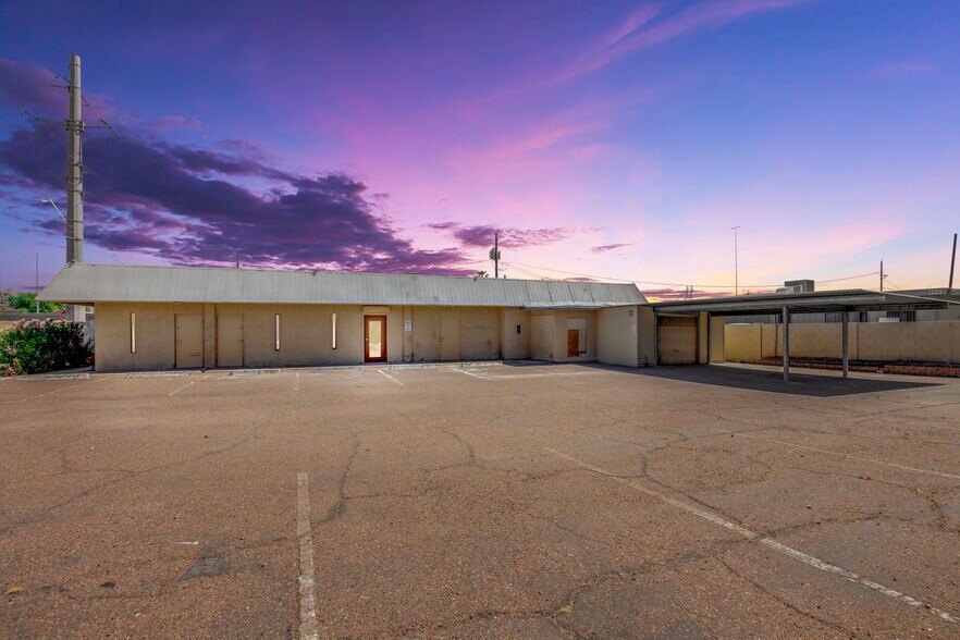 More Photos Of 4496 N Black Canyon Fwy, Phoenix Office Residential For Sale