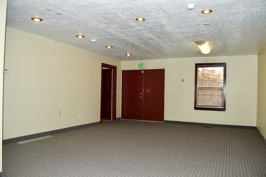 More Photos Of 460 E 1000 N, North Salt Lake Office Residential For Lease