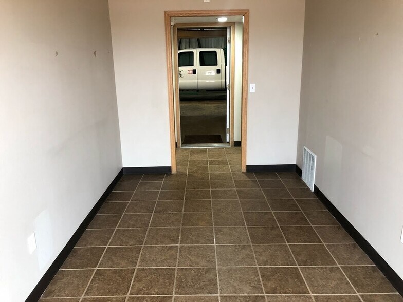 More Photos Of 10280 3W St SW, Killdeer Industrial For Sale