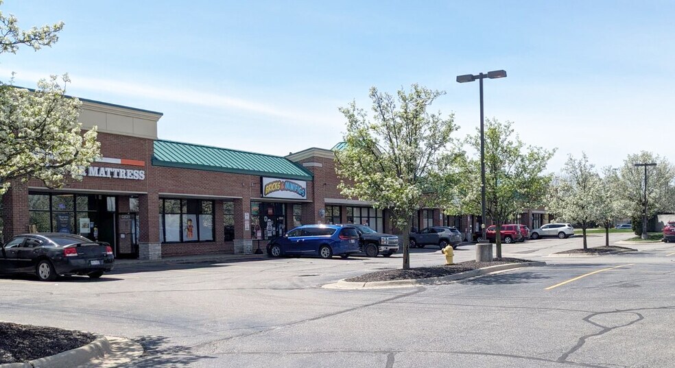 More Photos Of 15222-15290 Canal Rd, Clinton Township Unknown For Lease