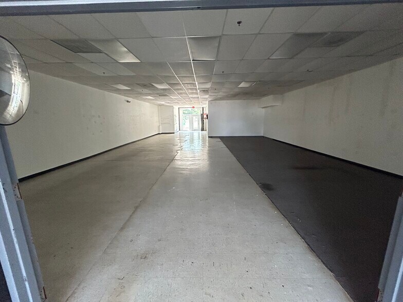 More Photos Of 3001-3015 Mountain Rd, Pasadena Unknown For Lease