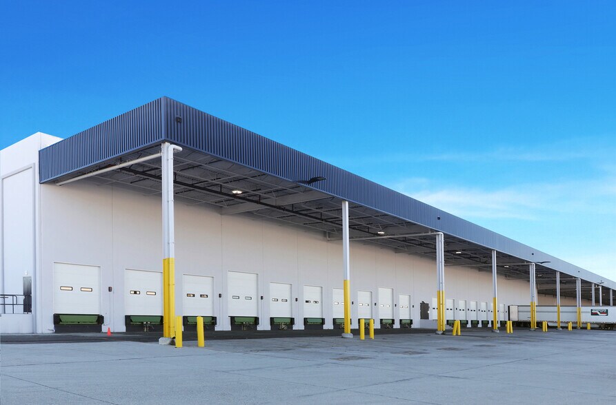 More Photos Of 6800 Valley View St, Buena Park Warehouse For Lease