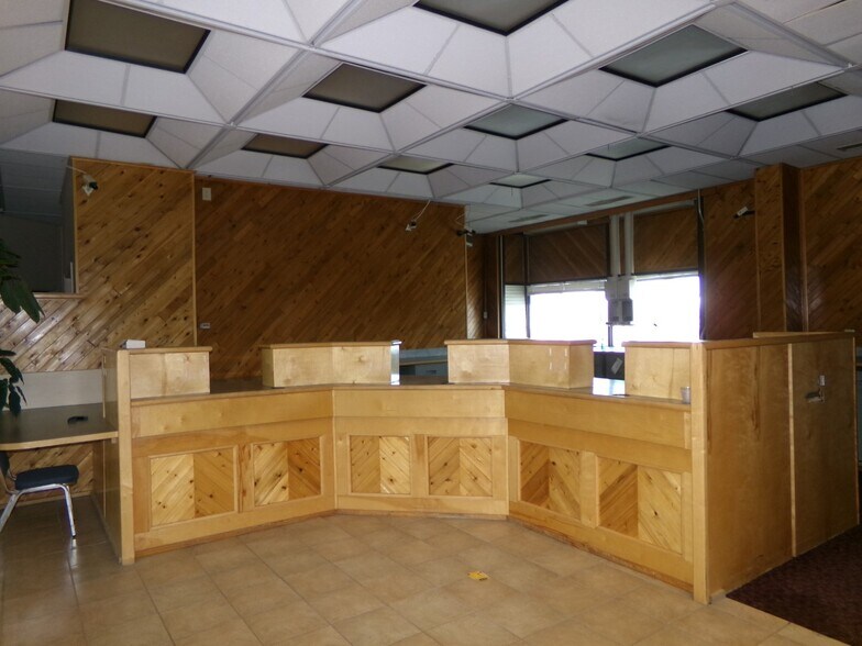 More Photos Of 200 N Center St, Rock Springs Office For Lease