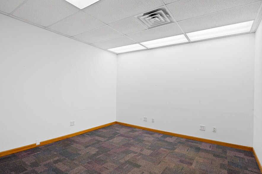 More Photos Of 350 N Center St, Brandon Industrial For Sale
