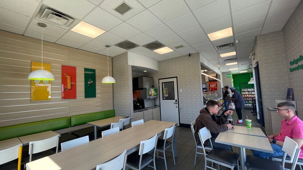 More Photos Of 933 W Ramsey St, Banning General Retail For Sale