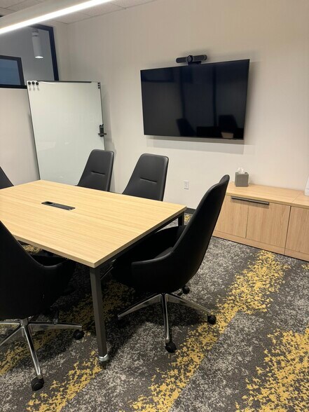 More Photos Of 15450 New Barn Rd, Miami Lakes Coworking Space