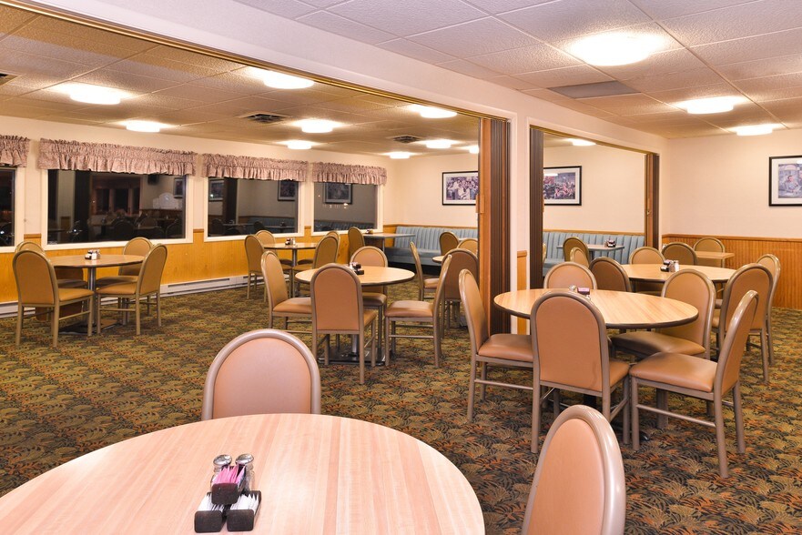 More Photos Of 2830 US Highway 160 W, Monte Vista Hotel For Sale